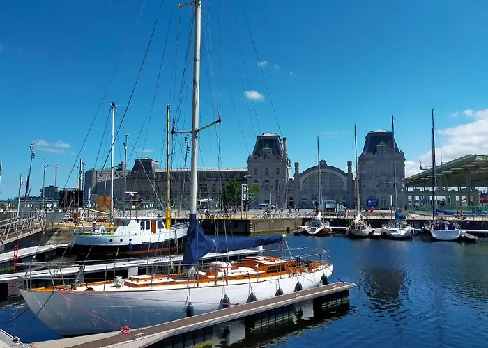 2 Bedroom Amazing In *