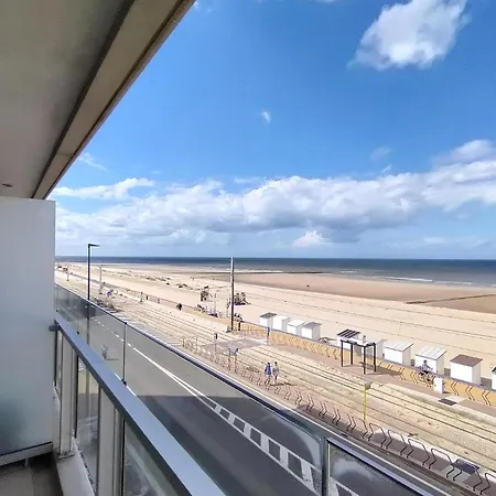 2 Bedroom Amazing In Apartment Ostend